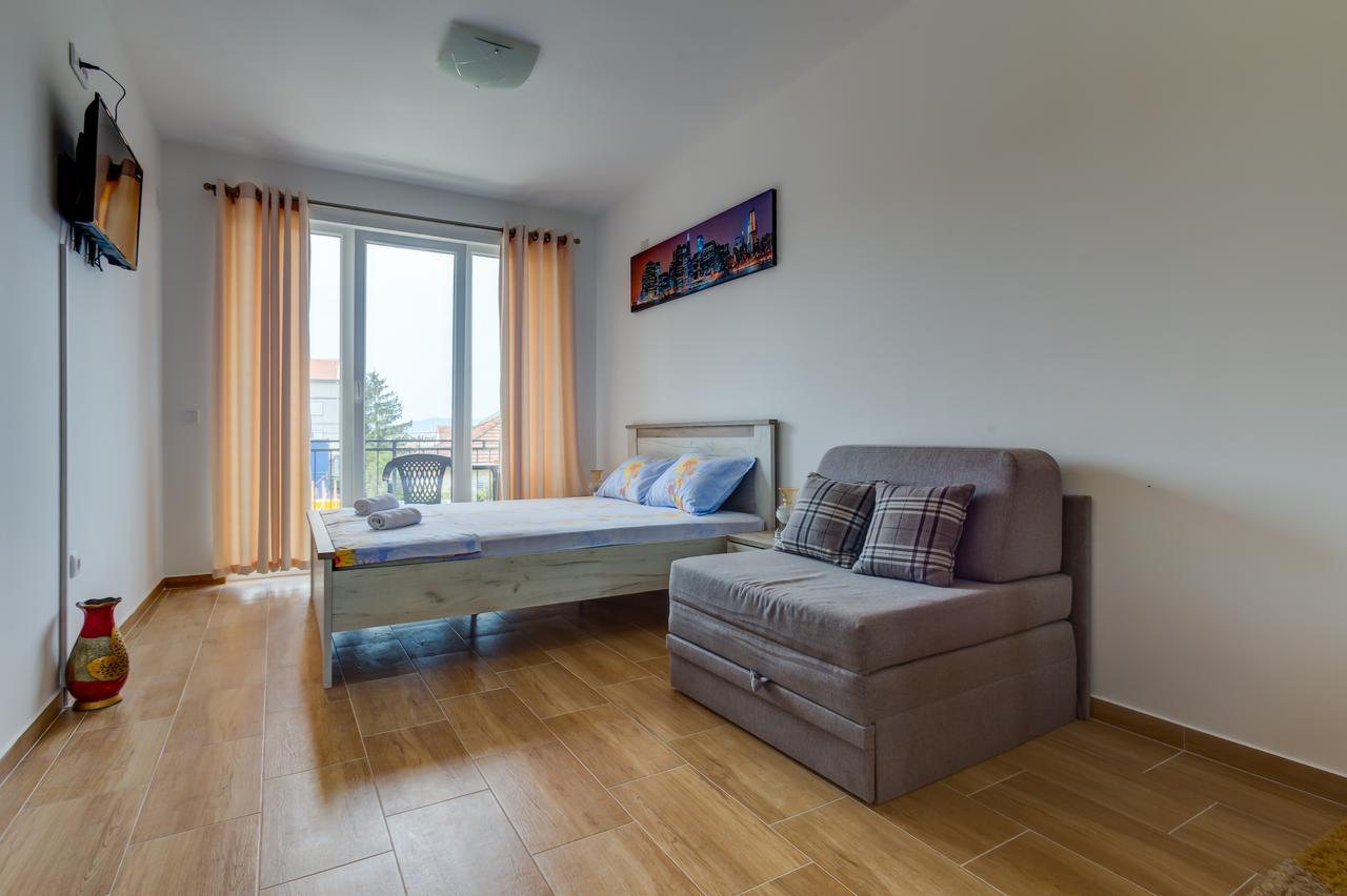 Petkovic Accommodation Τίβατ Εξωτερικό φωτογραφία